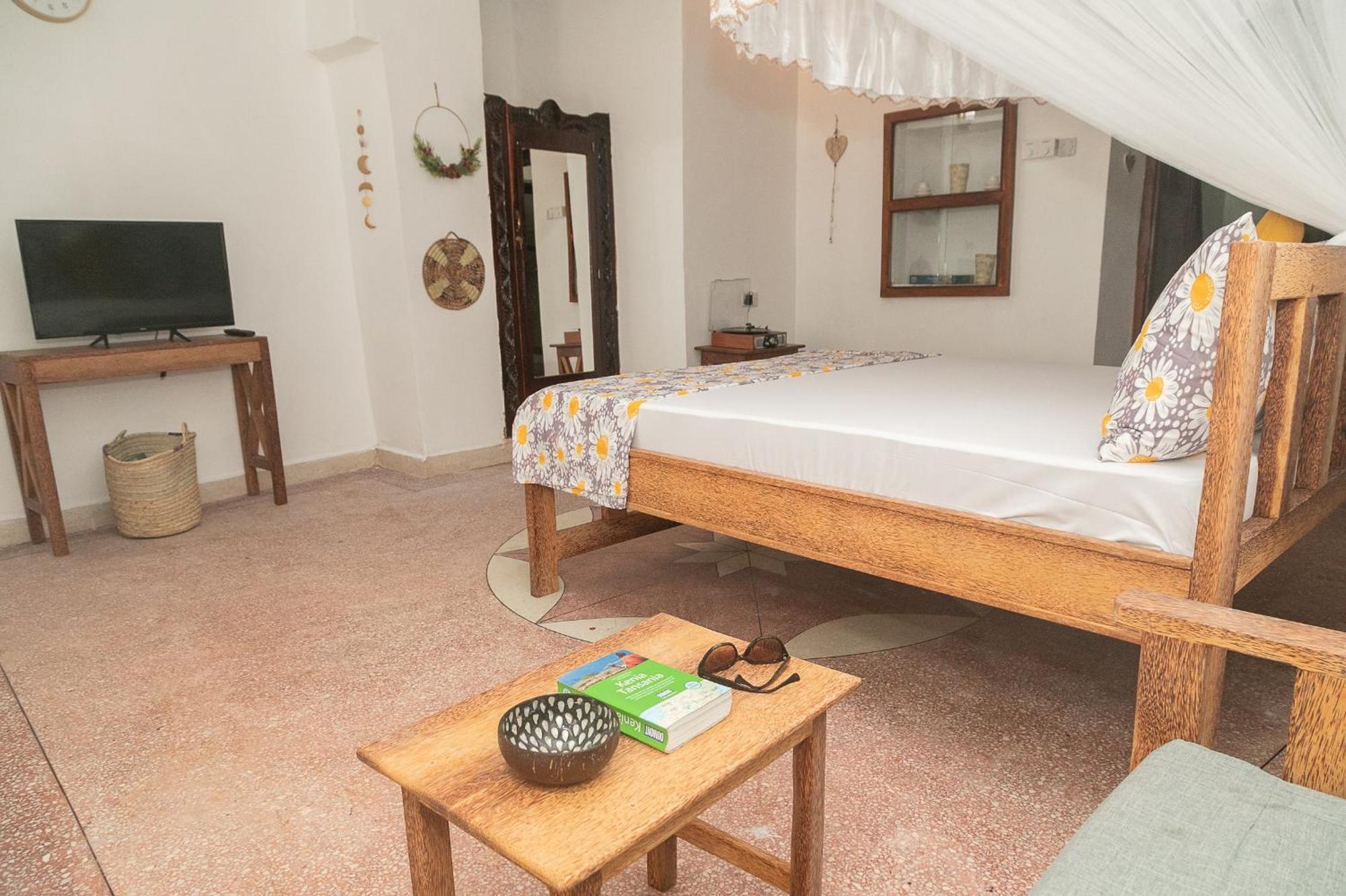 Zanzibar Spice Nest House Hotel Exterior photo