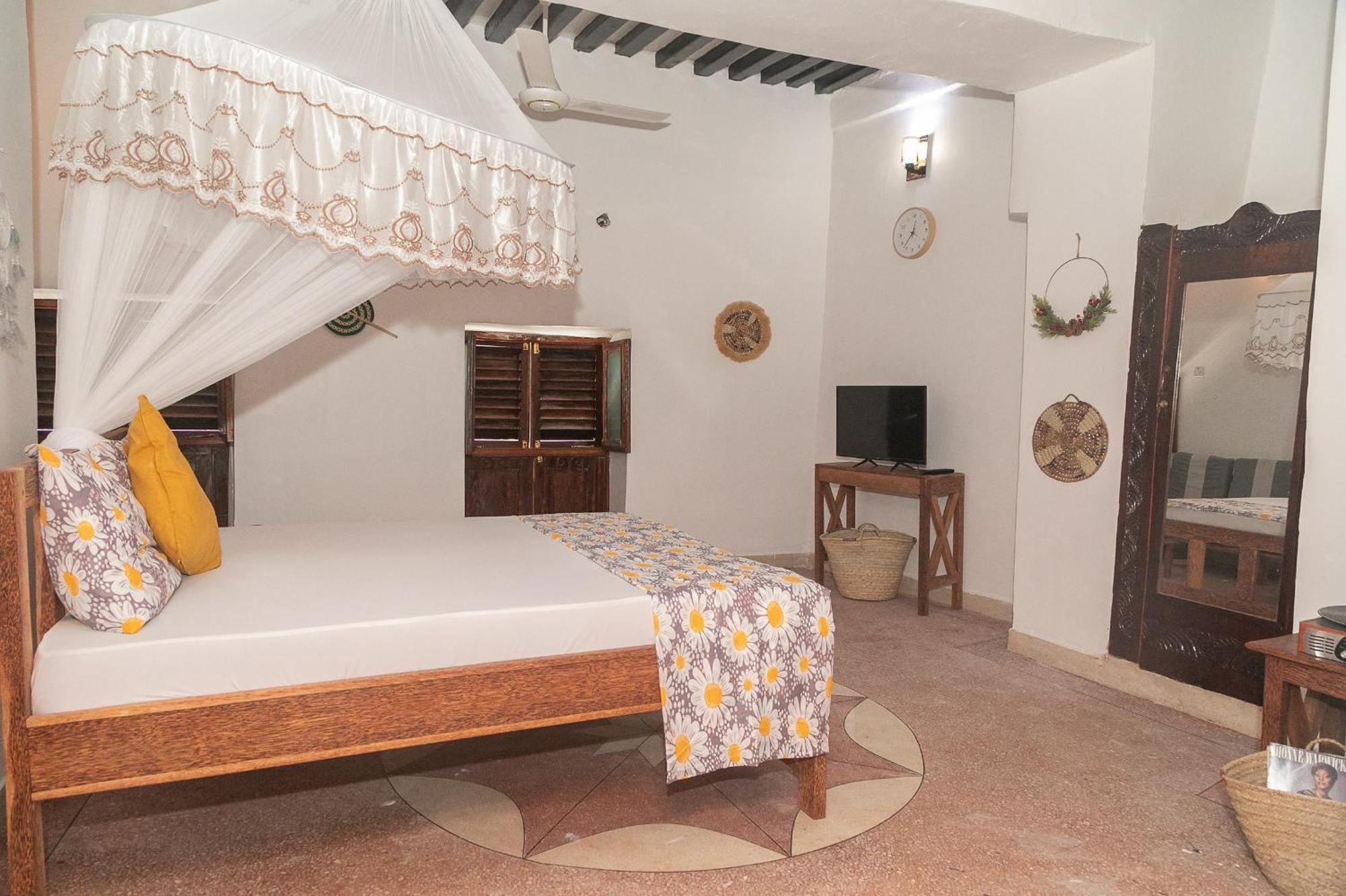 Zanzibar Spice Nest House Hotel Exterior photo