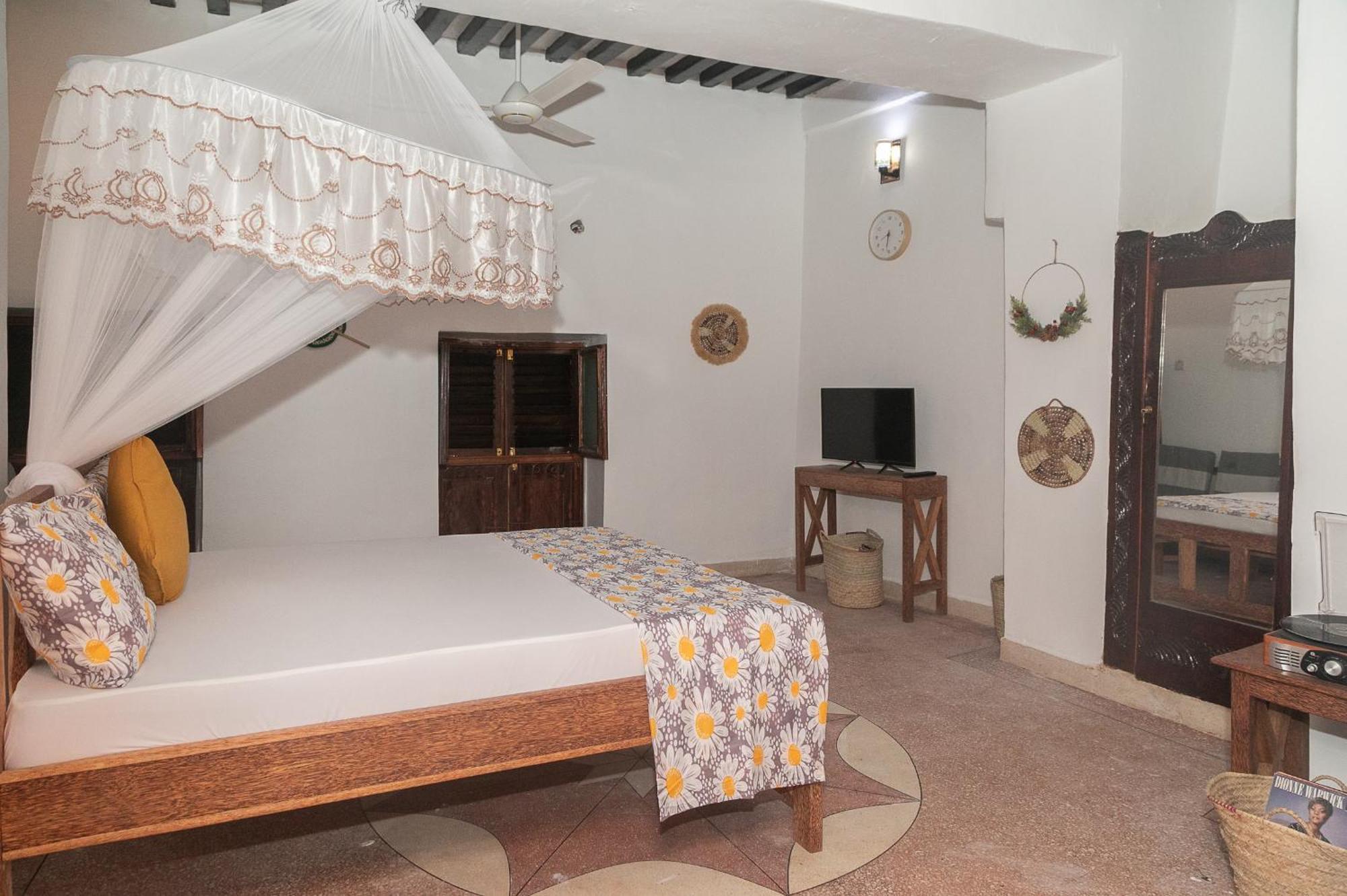 Zanzibar Spice Nest House Hotel Exterior photo